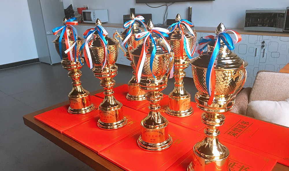 云里物里2018年第二屆銷(xiāo)售業(yè)績(jī)PK大賽總結(jié)暨頒獎(jiǎng)典禮順利舉行