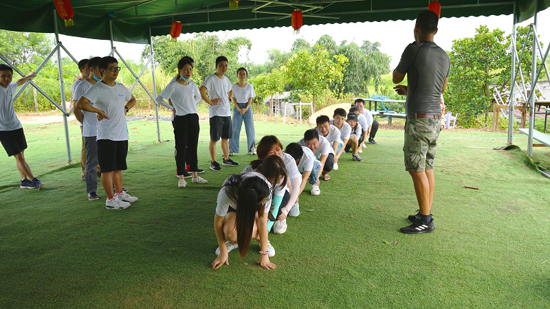 云里物里國內(nèi)營銷中心光明心湖生態(tài)園一日游